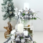 Stroik biało - srebrny z bałwankiem nr 59 Stroik biało - srebrny z bałwankiem nr 59