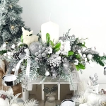 Stroik biało - srebrny z sarenką nr 54