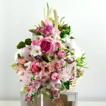 Koszyk wielkanocny duży, biało - różowy z wyściółką nr 37