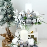 Stroik biało - srebrny z bałwankiem nr 59 Stroik biało - srebrny z bałwankiem nr 59