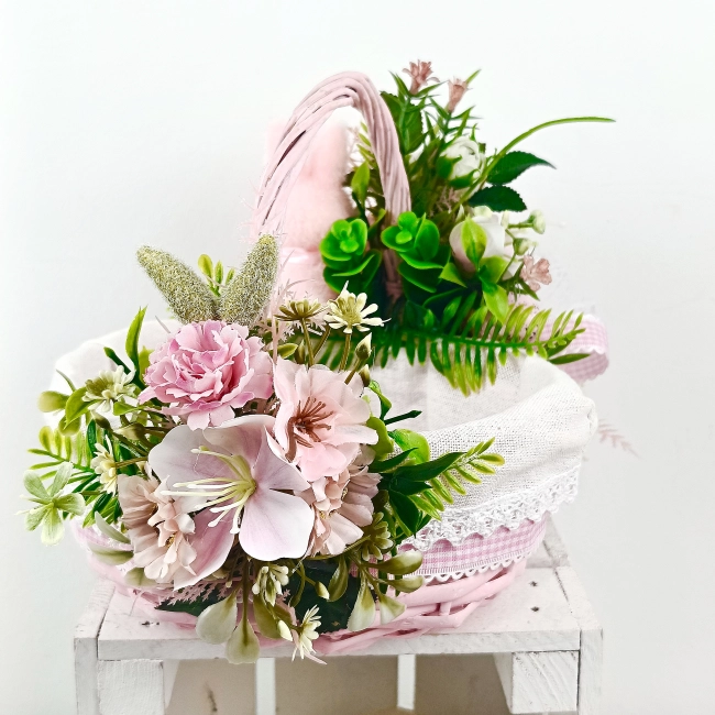 Koszyk wielkanocny mały, różowo - biały z wyściółką nr 29 Koszyk wielkanocny mały, różowo - biały z wyściółką nr 29