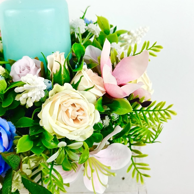 Stroik kwiatowy ze świeczką nr 15