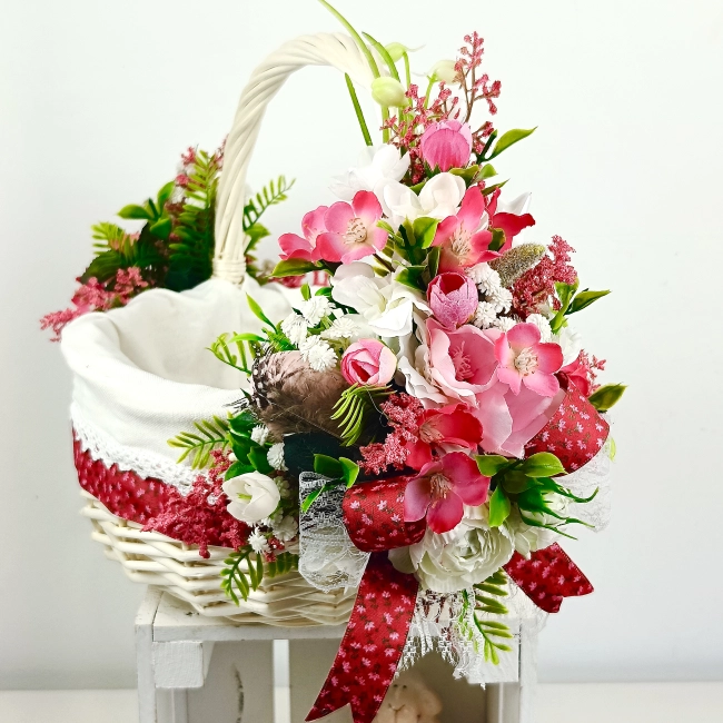 Koszyk wielkanocny duży, wiśniowo - biały z wyściółką nr 34