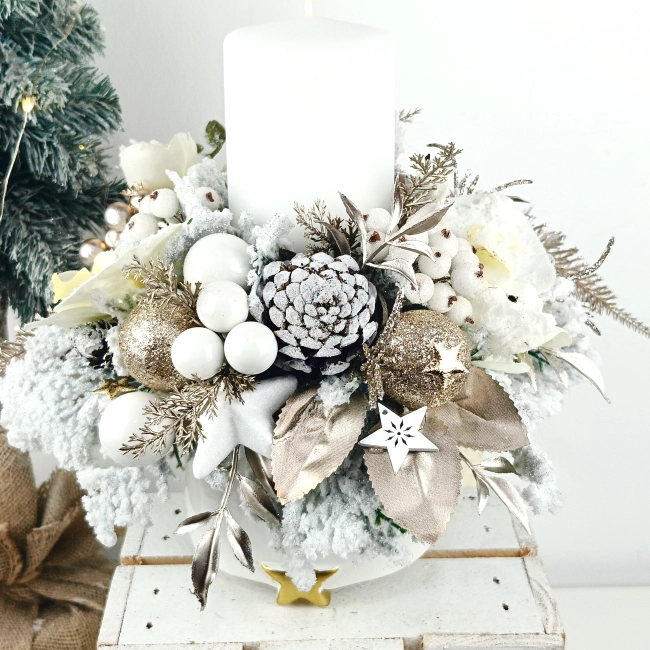 Stroik w kolorze bieli, złota i szampana nr 64 Stroik w kolorze bieli, złota i szampana nr 64