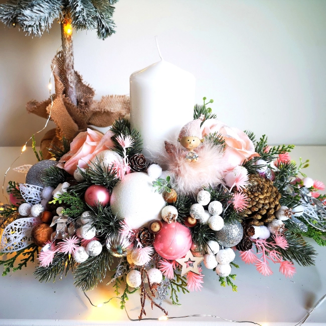 Stroik biało -różowy z nutą srebra i zieleni nr 8 Stroik biało -różowy z nutą srebra i zieleni nr 8