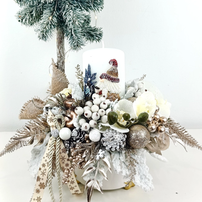 Stroik w kolorze bieli, złota i szampana nr 64 Stroik w kolorze bieli, złota i szampana nr 64