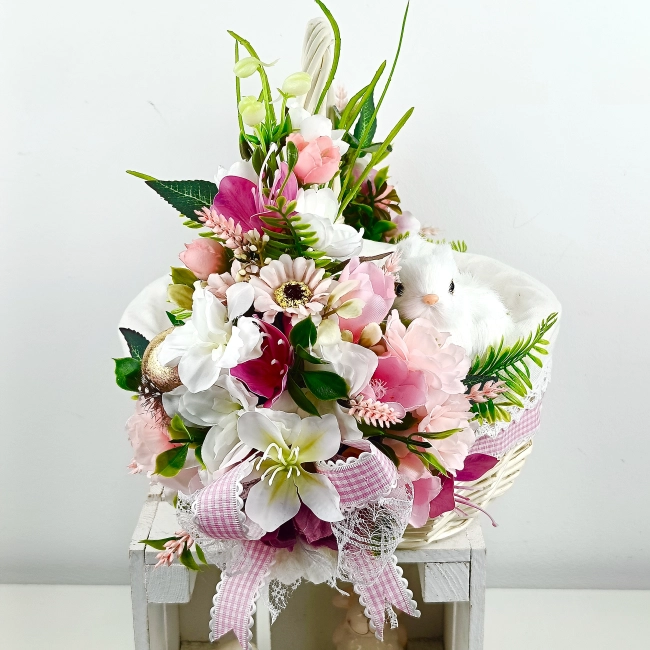 Koszyk wielkanocny duży, biało - różowy z wyściółką nr 39 Koszyk wielkanocny duży, biało - różowy z wyściółką nr 39