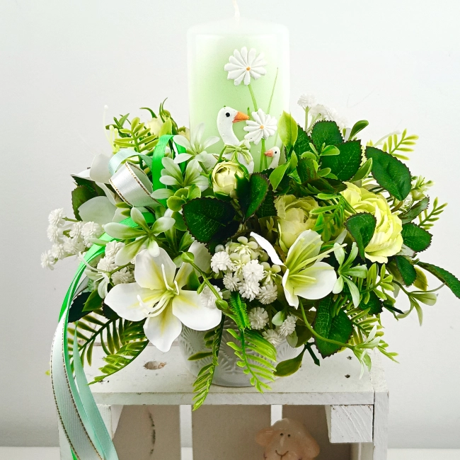 Stroik wielkanocny ze świeczką w gąski nr 13 Stroik wielkanocny ze świeczką w gąski nr 13