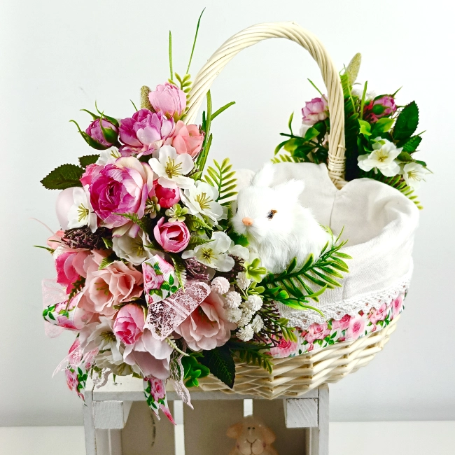 Koszyk wielkanocny duży, biało - różowy z wyściółką nr 37