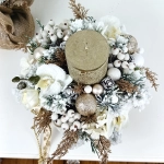 Stroik w kolorze biało - złotym nr 49 Stroik w kolorze biało - złotym nr 49