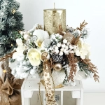 Stroik w kolorze biało - złotym nr 49 Stroik w kolorze biało - złotym nr 49