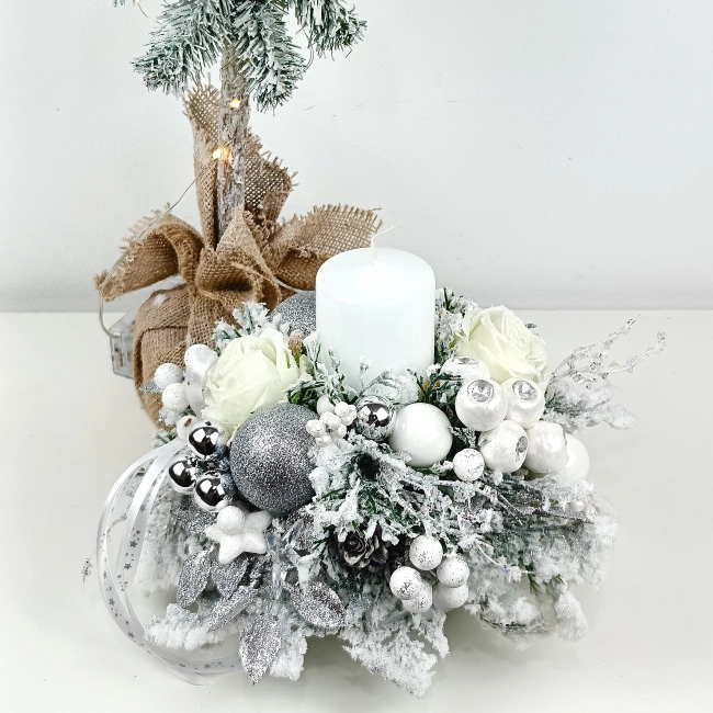 Stroik okrągły, biało - srebrny nr 41